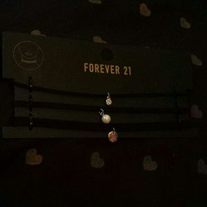 3 FOREVER 21 90s CHOKERS